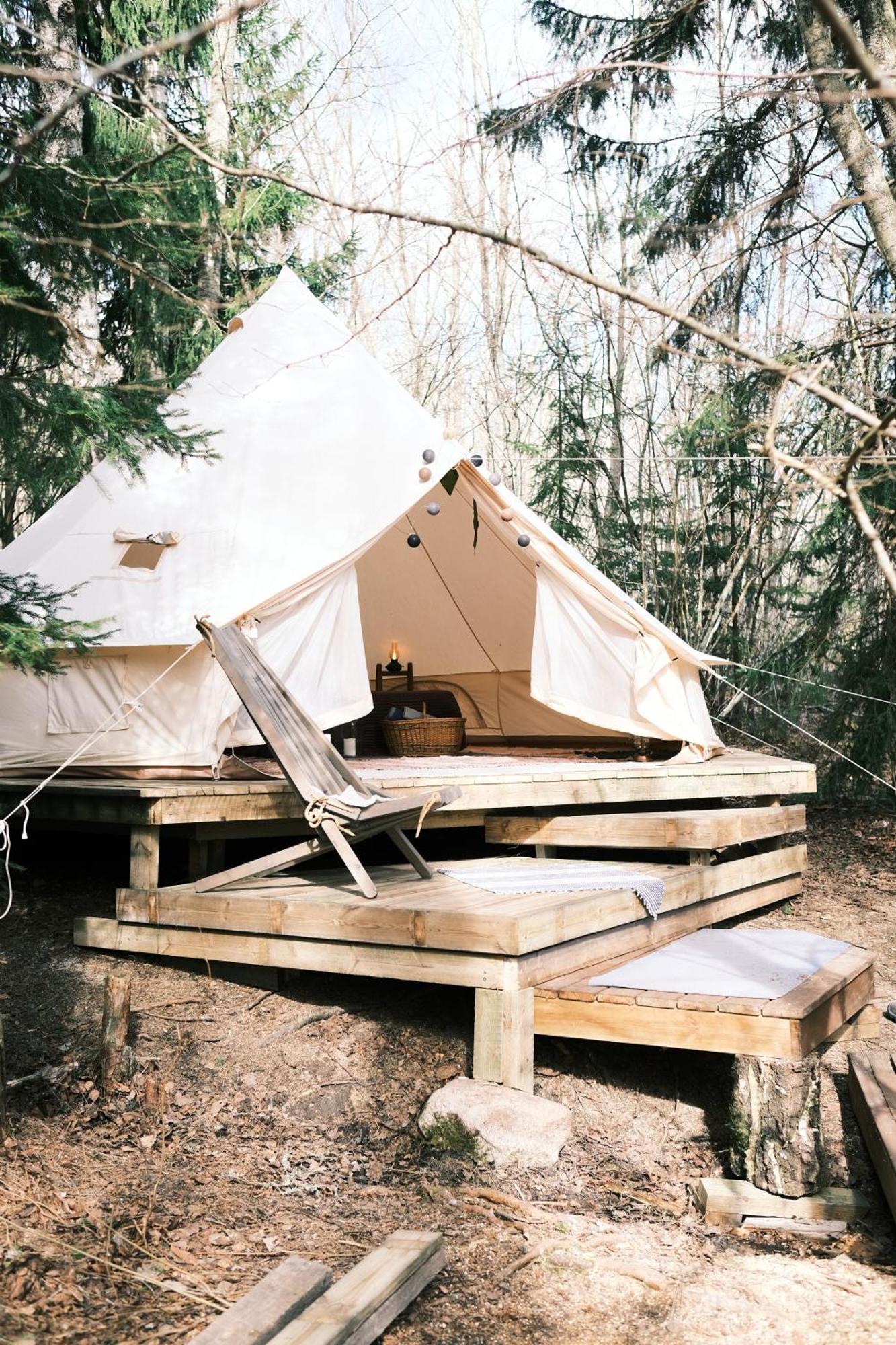 Luksustelt Naawa Nature Camp Korpo